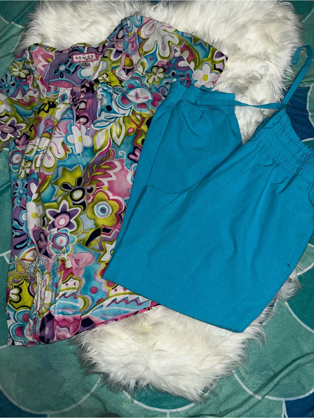 Koi scrub set